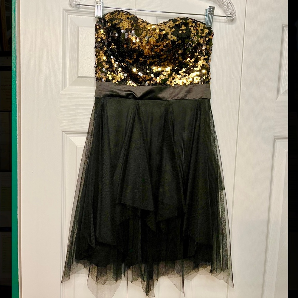 Black & Gold Sequin Tulle Strapless Dress